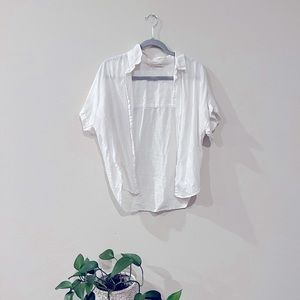 White short sleeve button down soft cotton shirt